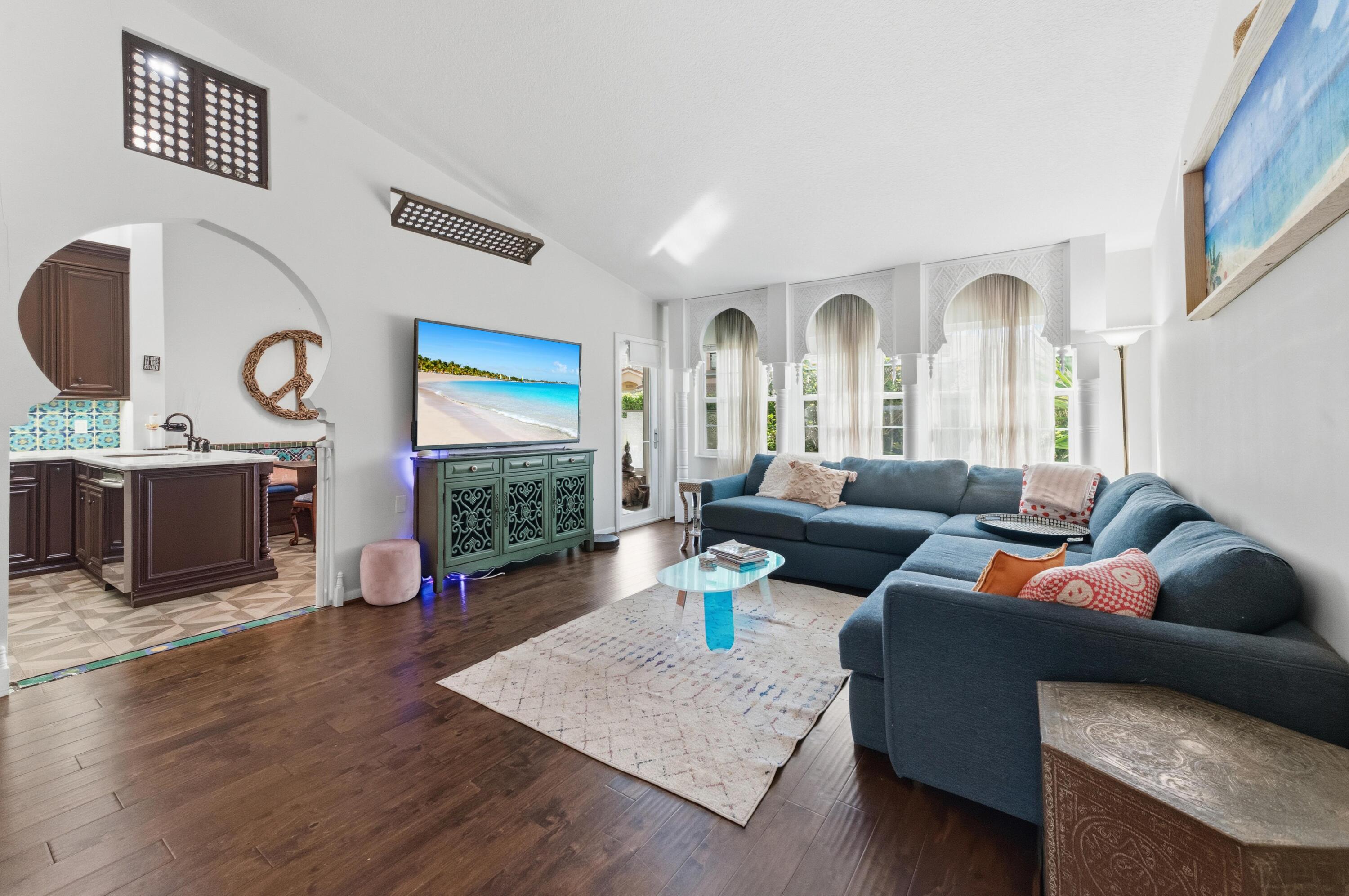 ST TROPEZ AT BOCA GOLF VILLAS CONDO - Residential