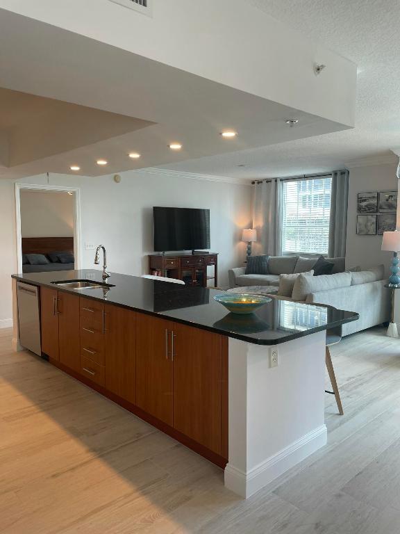 PRADO CONDO - Residential Lease