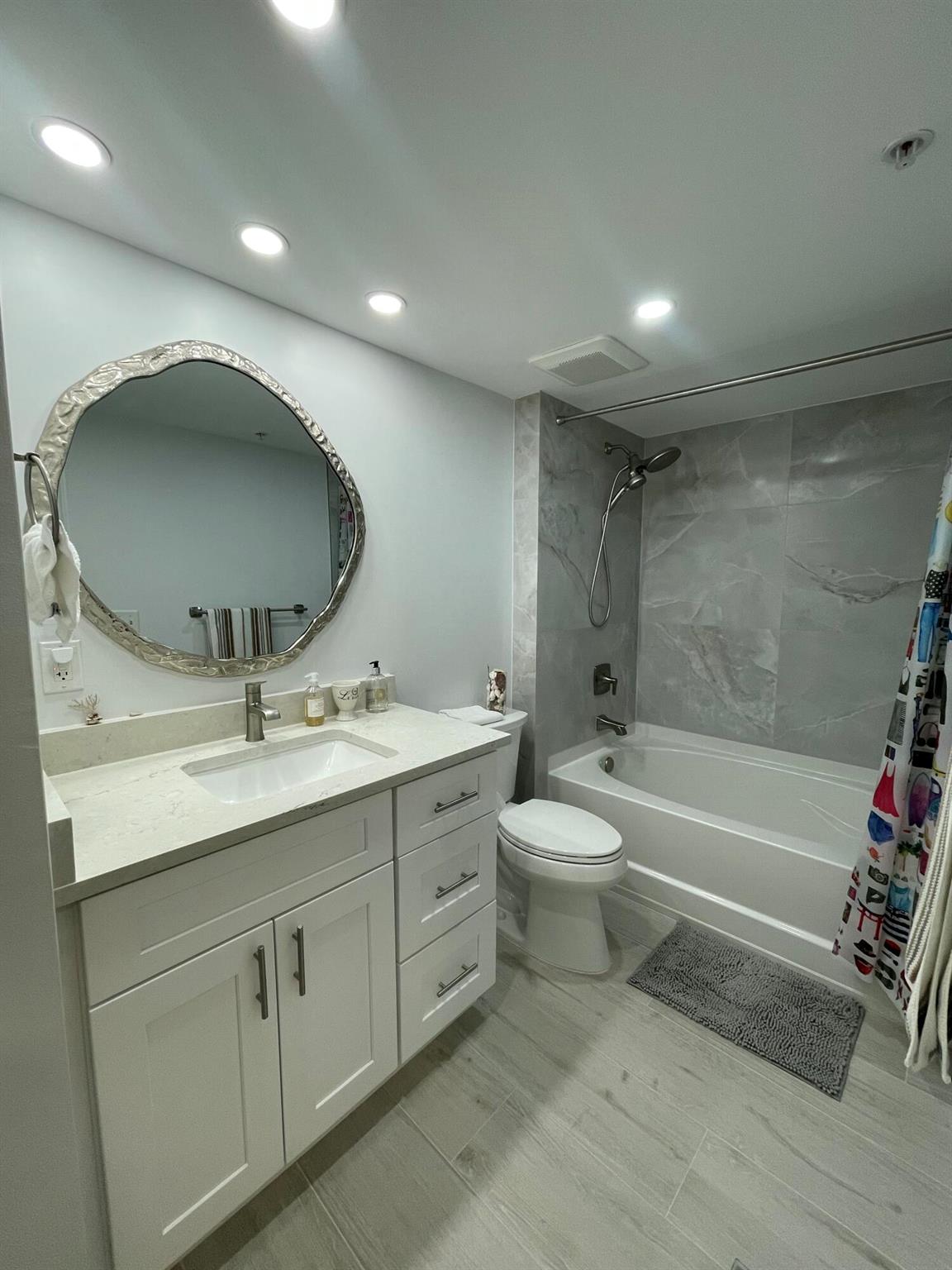 PRADO CONDO - Residential Lease