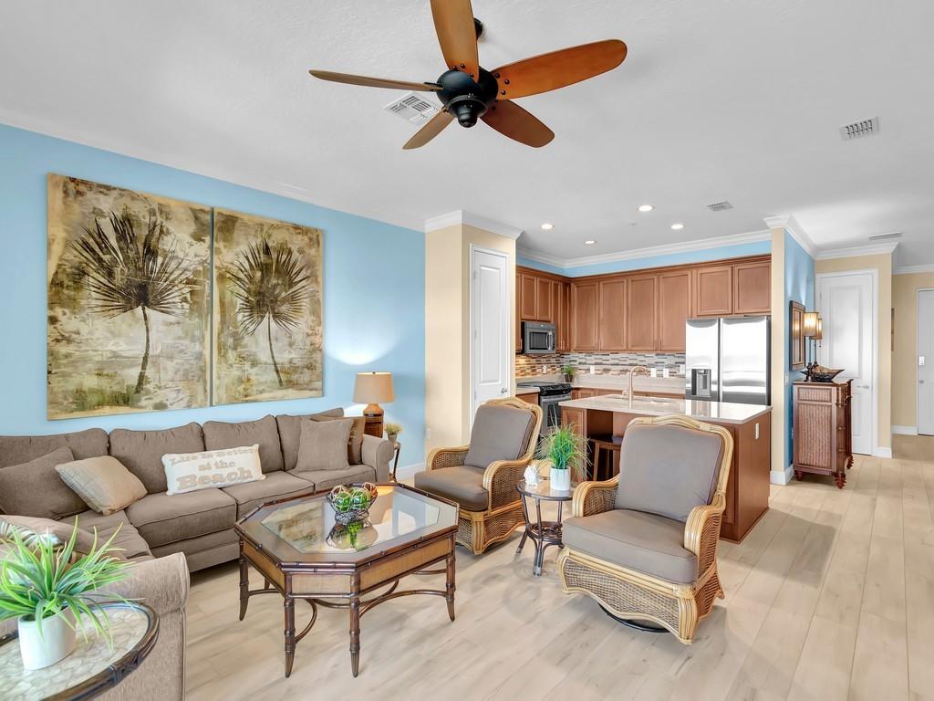 Kiwi Condominium - Residential