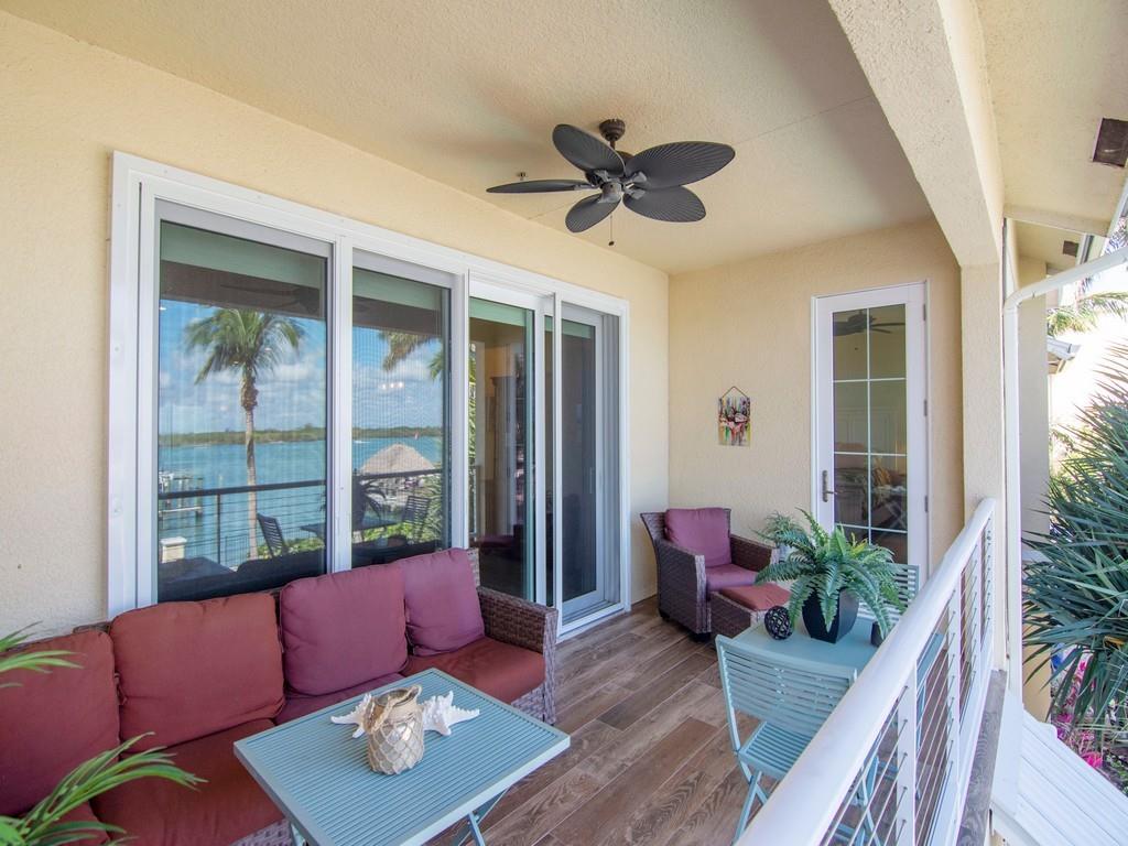 Kiwi Condominium - Residential