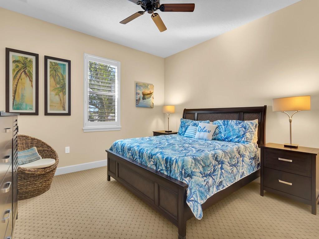 Kiwi Condominium - Residential
