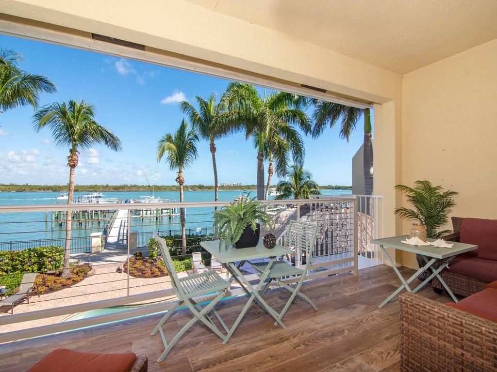 Kiwi Condominium - Residential