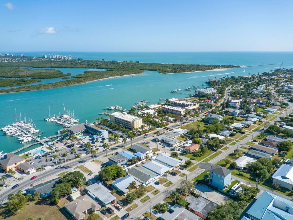 Kiwi Condominium - Residential