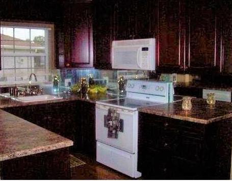 LAKES OF SHERBROOKE PH 6 - Residential