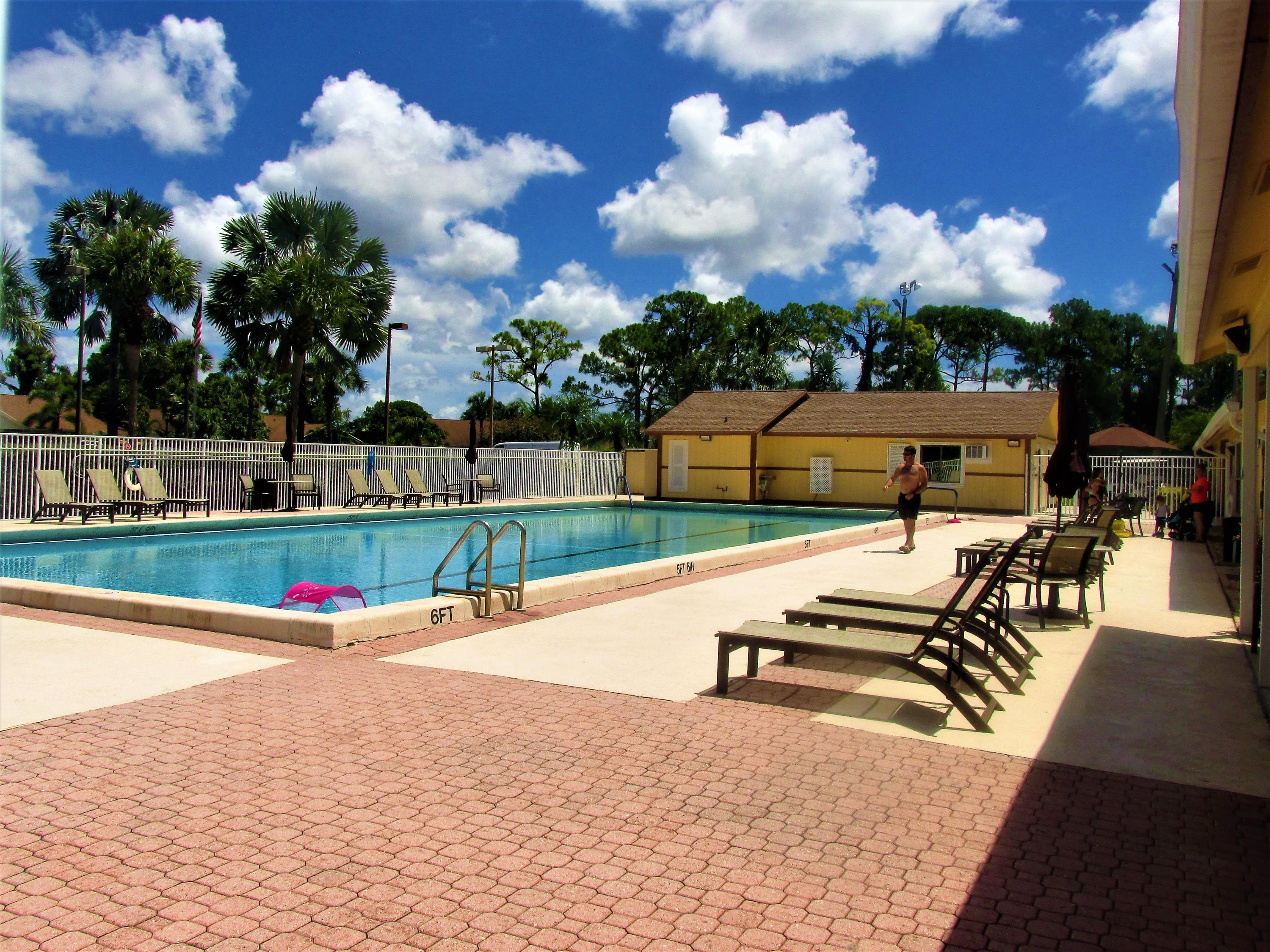 LAKES OF SHERBROOKE PH 6 - Residential