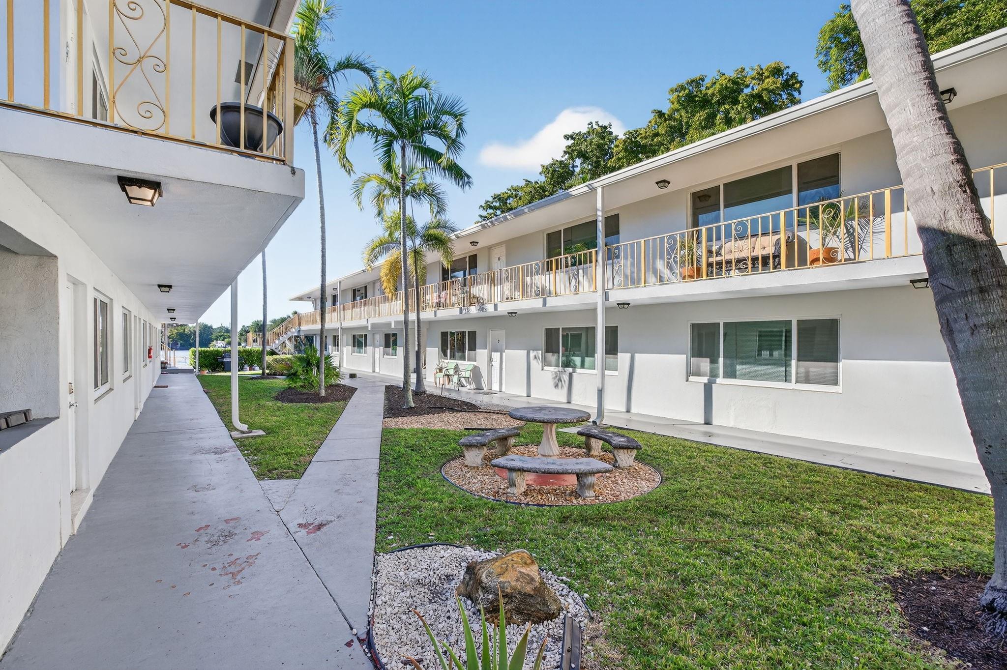 Coral Ridge - Residential Lease