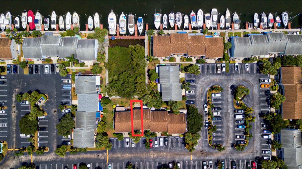 Photo of 2753 Ne 15th Street, Pompano Beach, FL 33062 (MLS # B26001912)