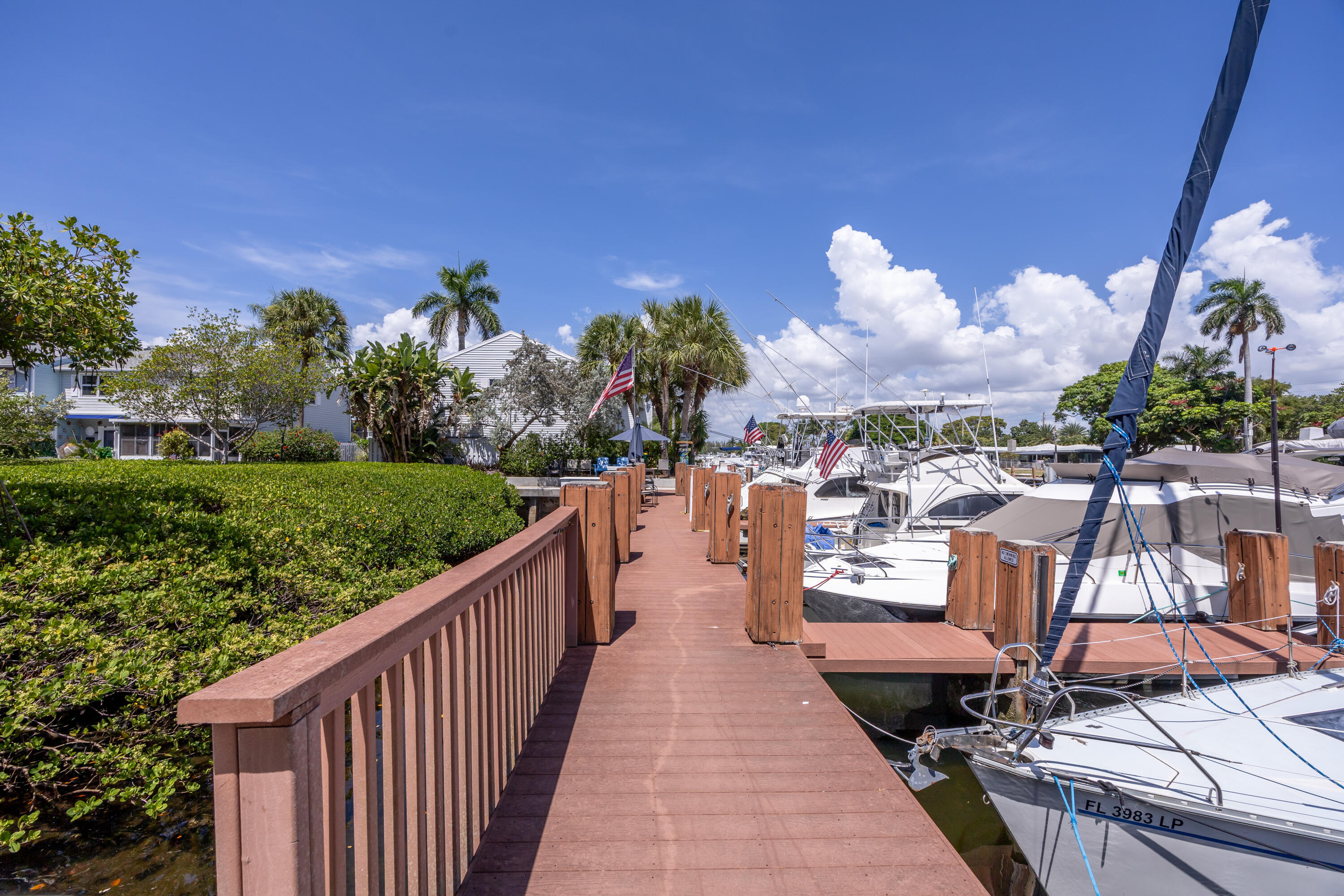 SUN HARBOUR - Residential