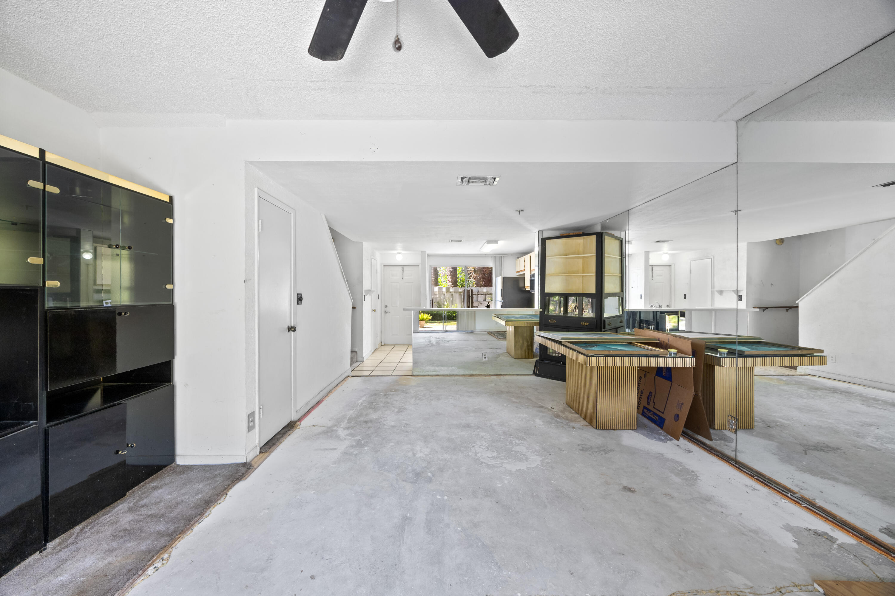 SUN HARBOUR - Residential