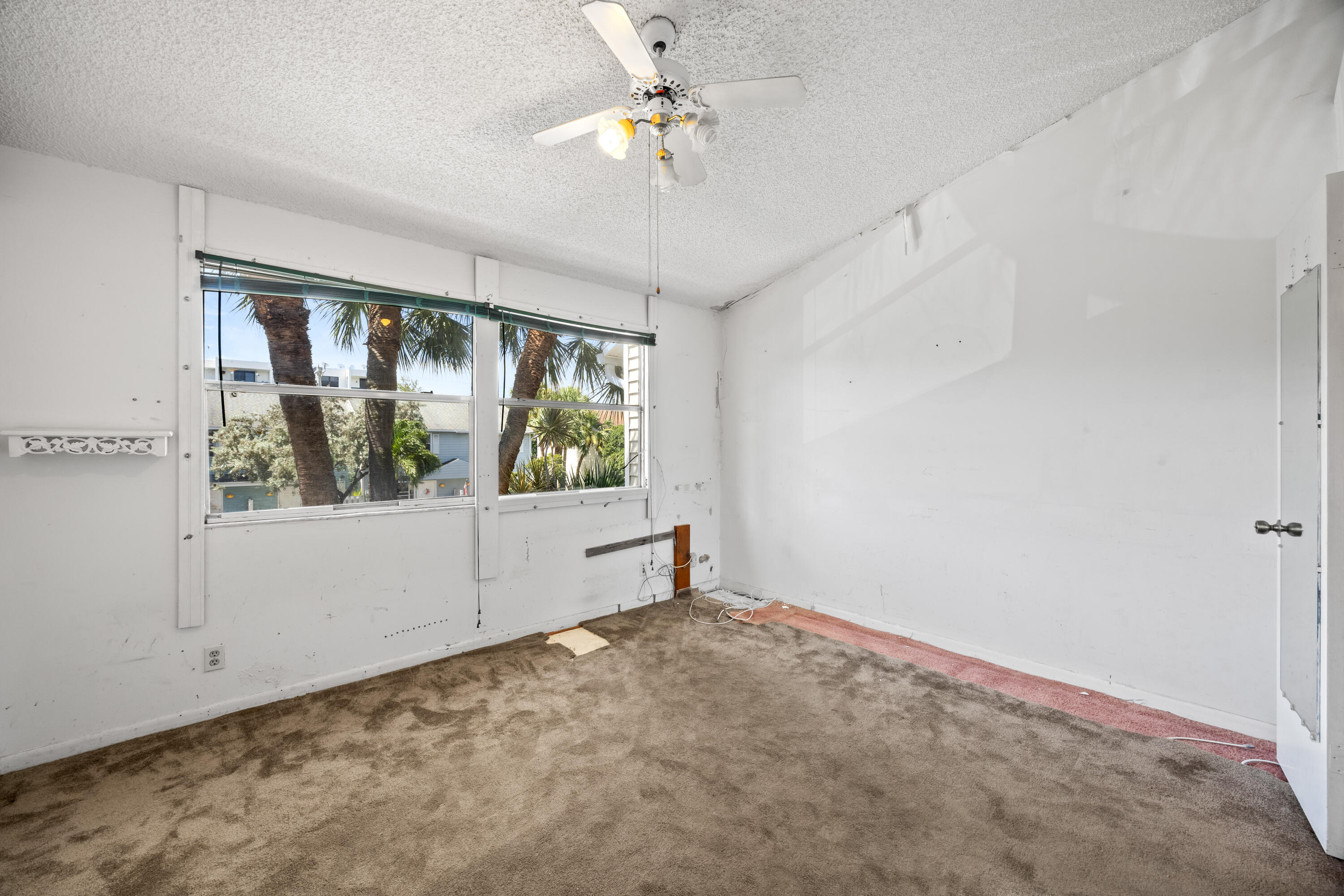 SUN HARBOUR - Residential