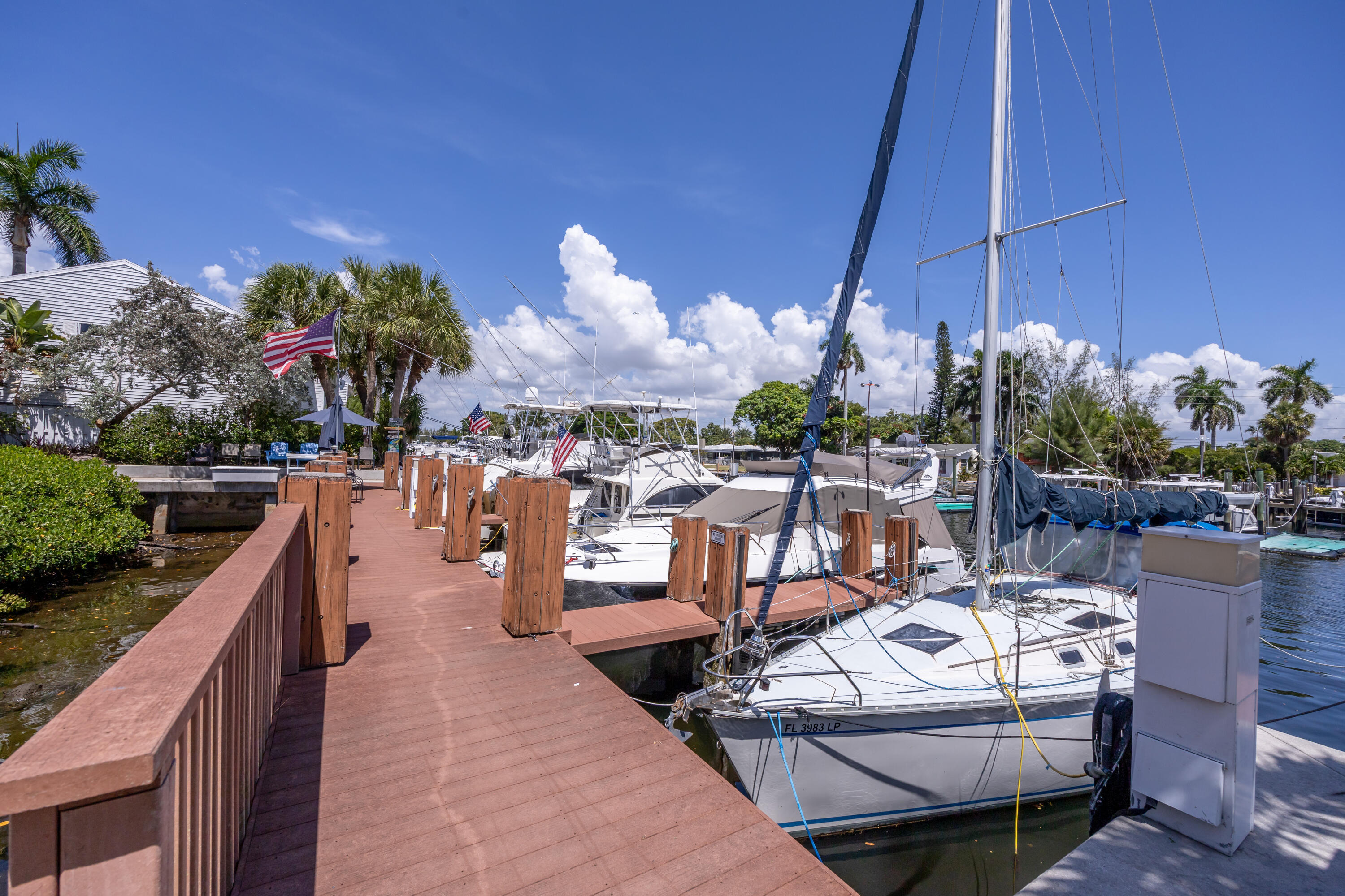 SUN HARBOUR - Residential