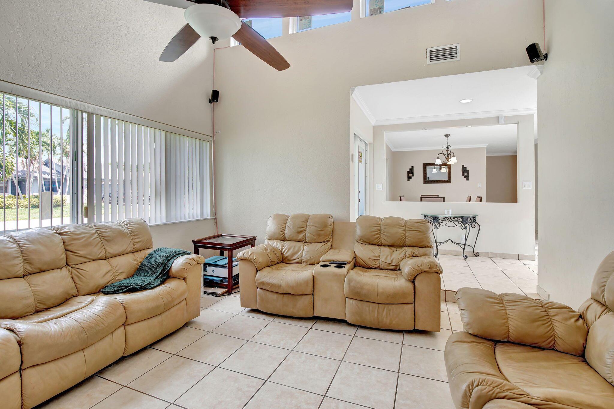 WELLEBY UNIT EIGHT - Residential