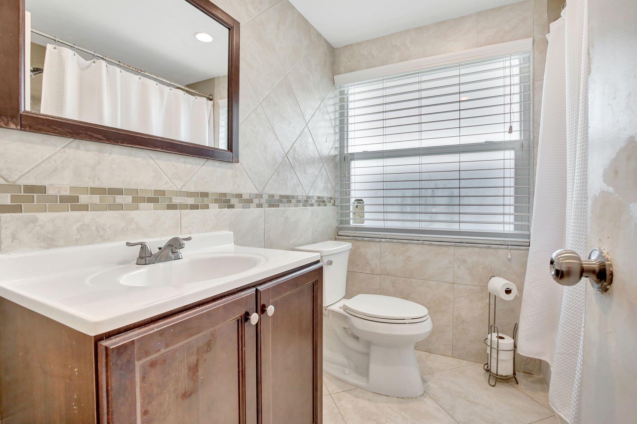 WELLEBY UNIT EIGHT - Residential