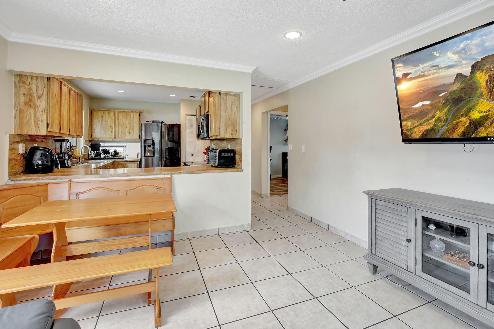 WELLEBY UNIT EIGHT - Residential