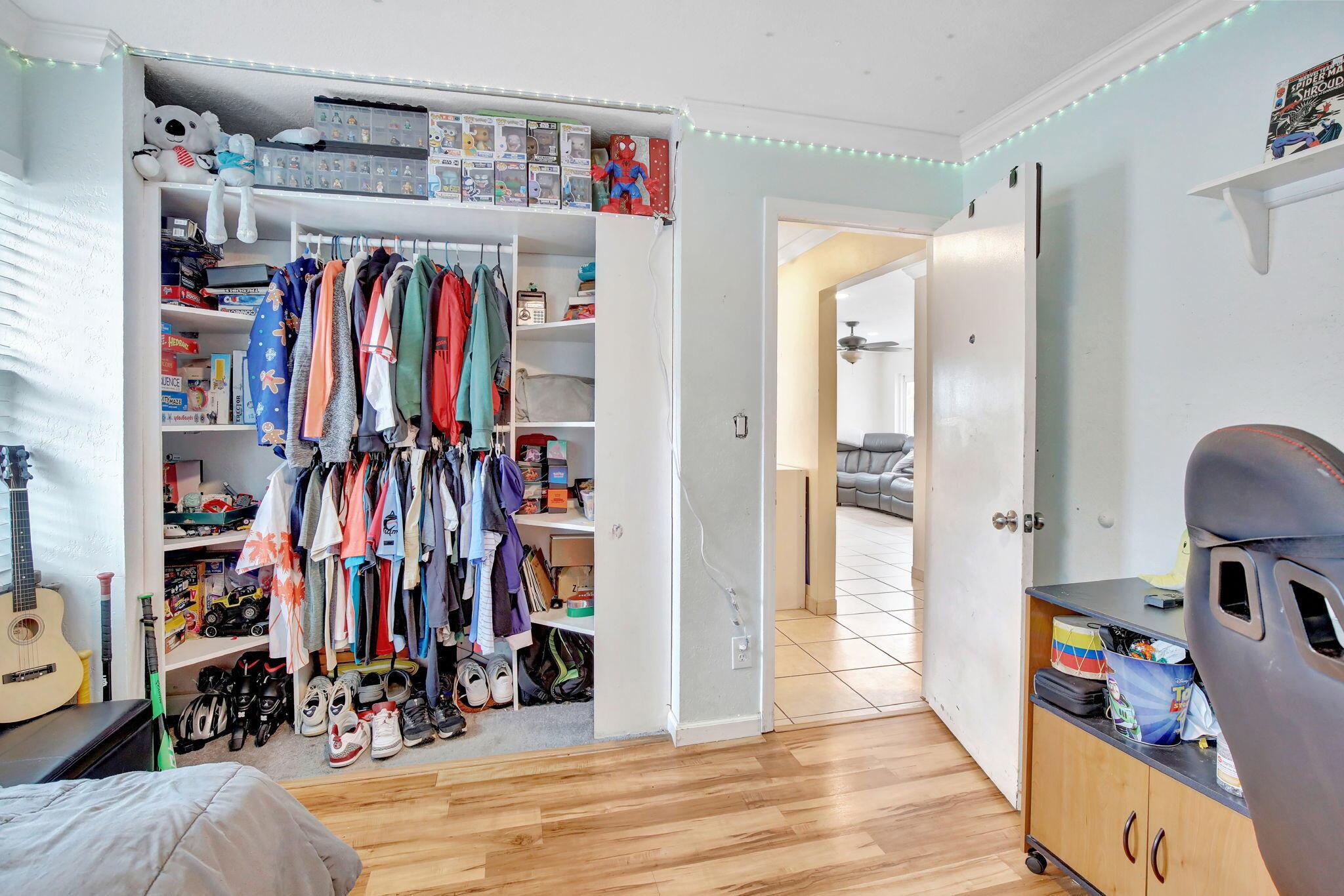 WELLEBY UNIT EIGHT - Residential