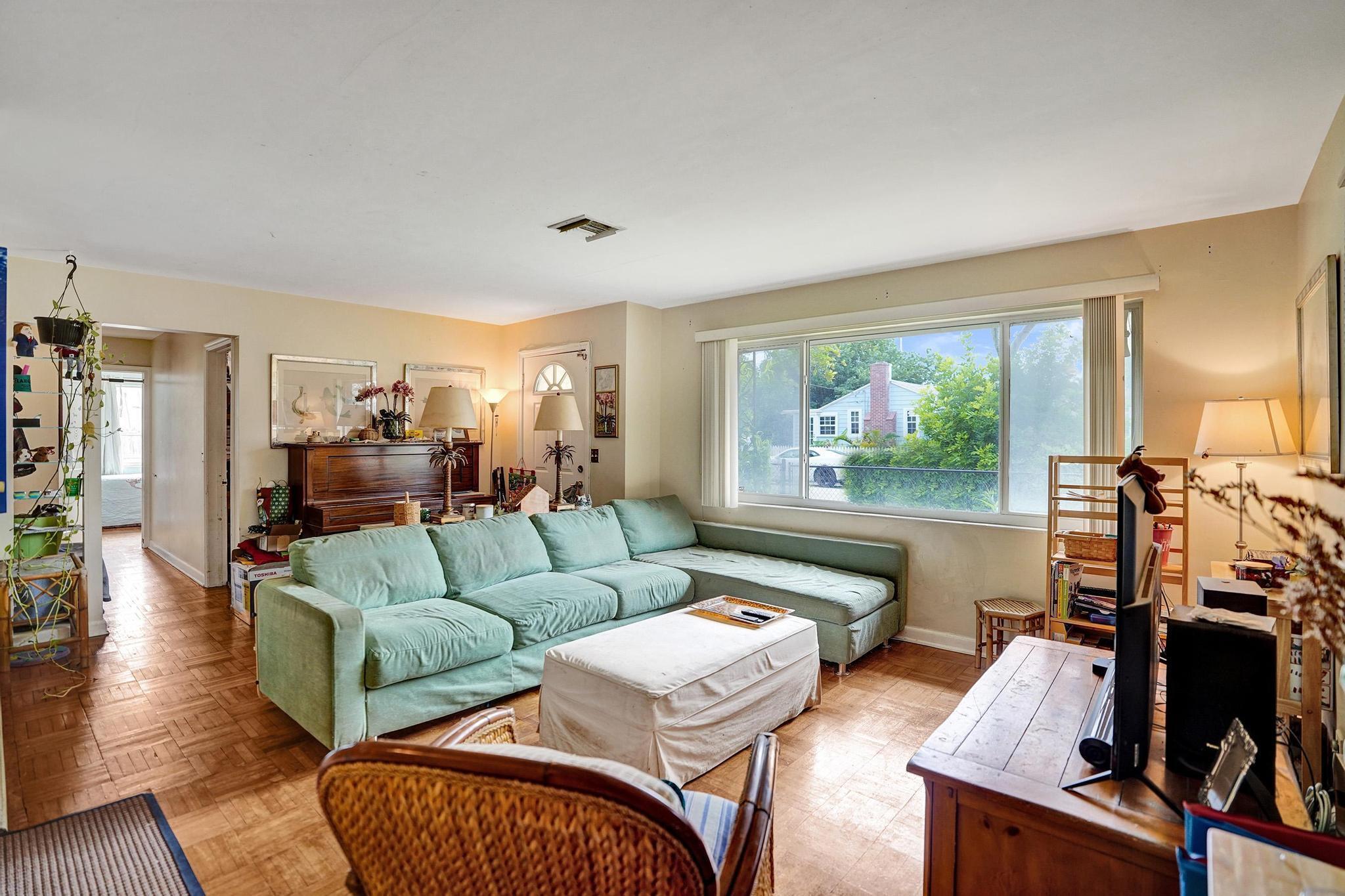 401 42nd Street