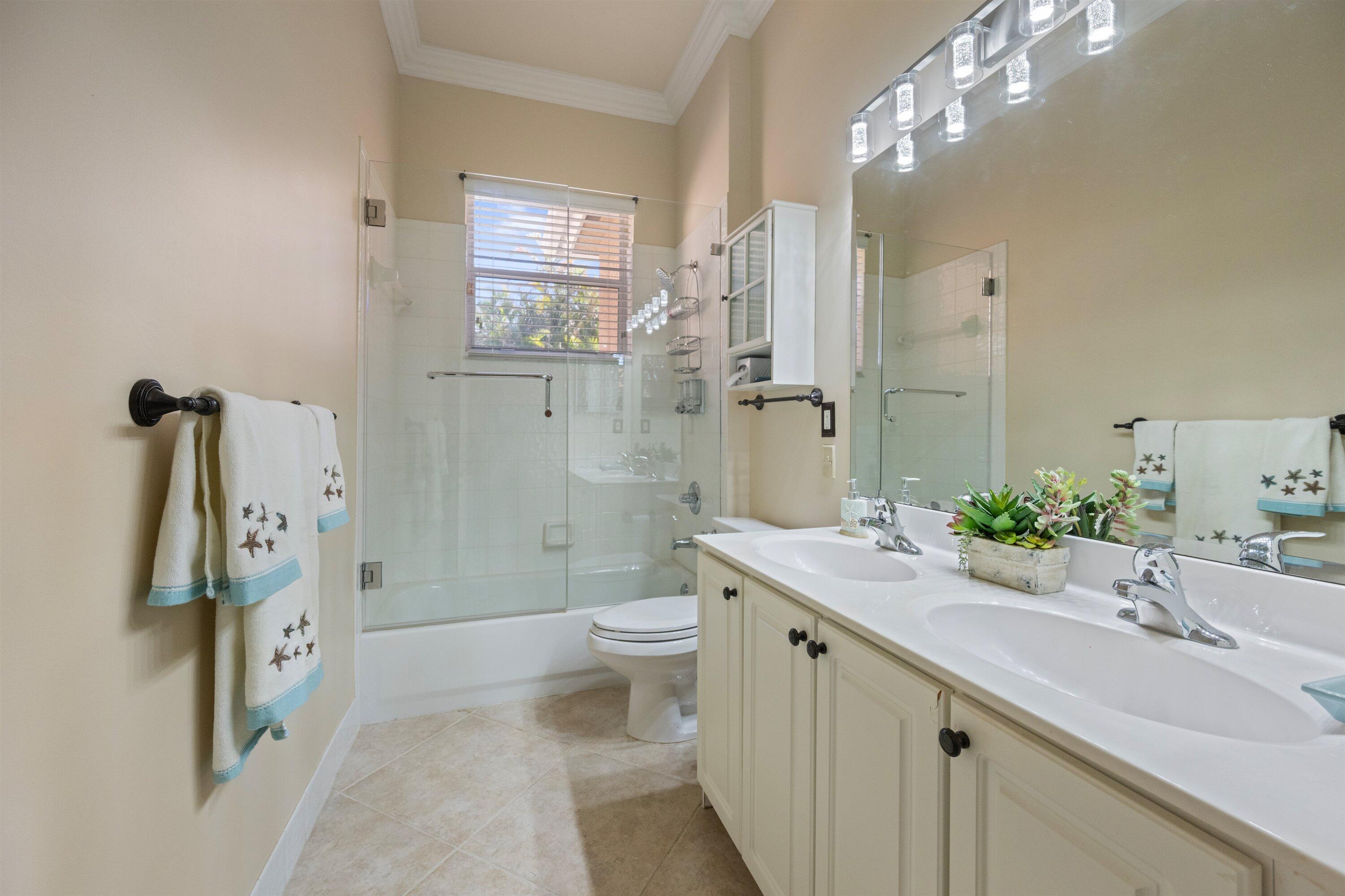 BINKS FOREST OF THE LANDINGS AT WELLINGTON - Residential