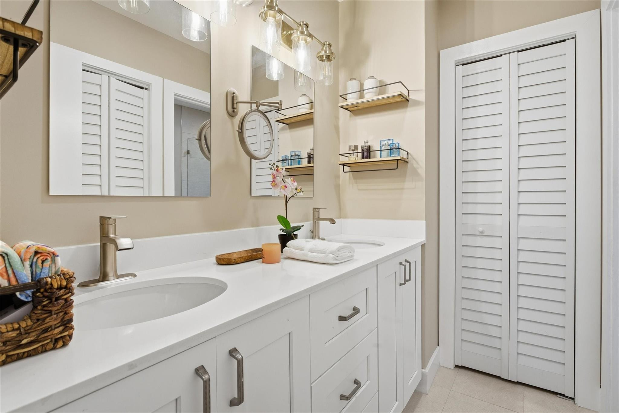 C GAB COUNTRY CLUB SEC 6 - Residential