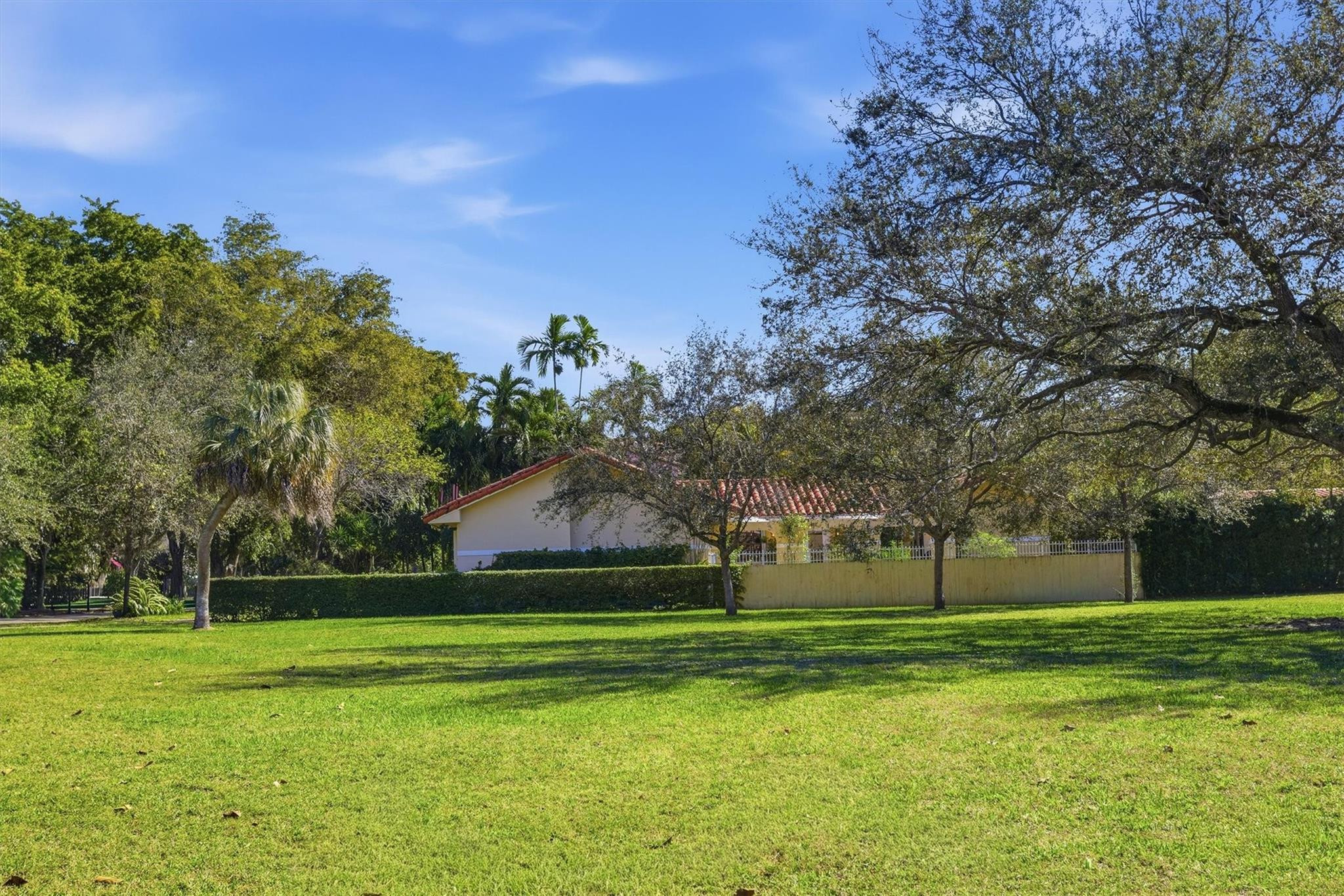 C GAB COUNTRY CLUB SEC 6 - Residential