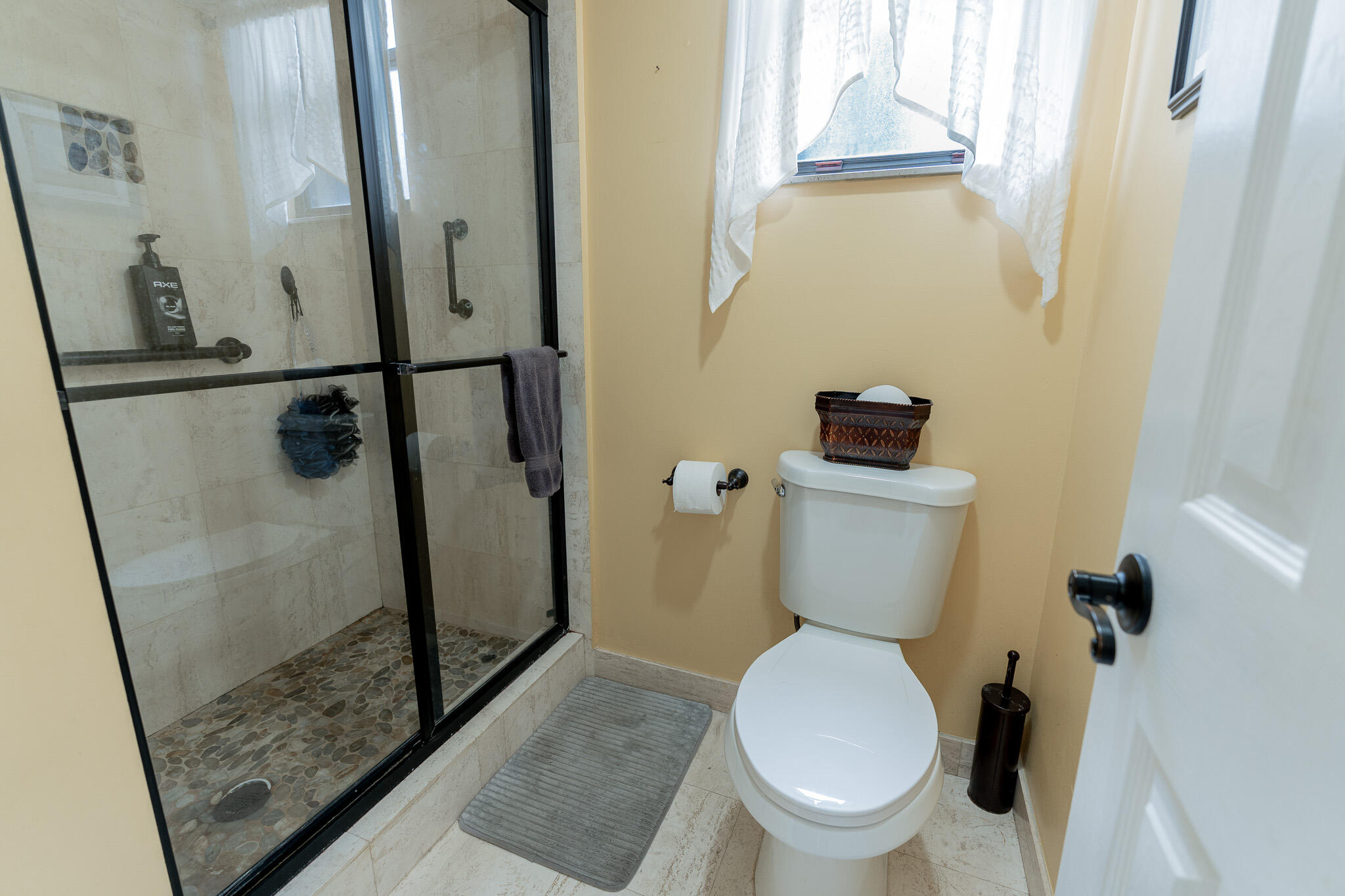 WOODLAND LAKES - Residential