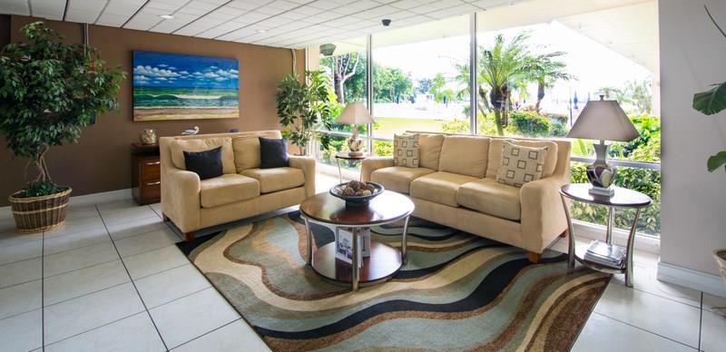 BAY YACHT CLUB - Residential