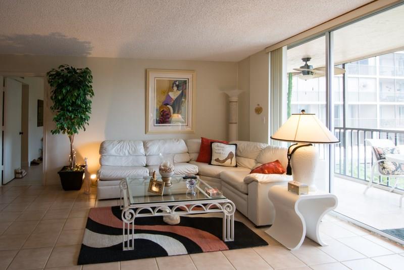 BAY YACHT CLUB - Residential