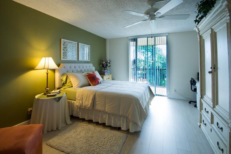 BAY YACHT CLUB - Residential