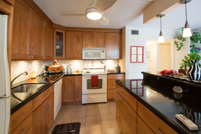 BAY YACHT CLUB - Residential