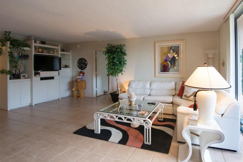 BAY YACHT CLUB - Residential