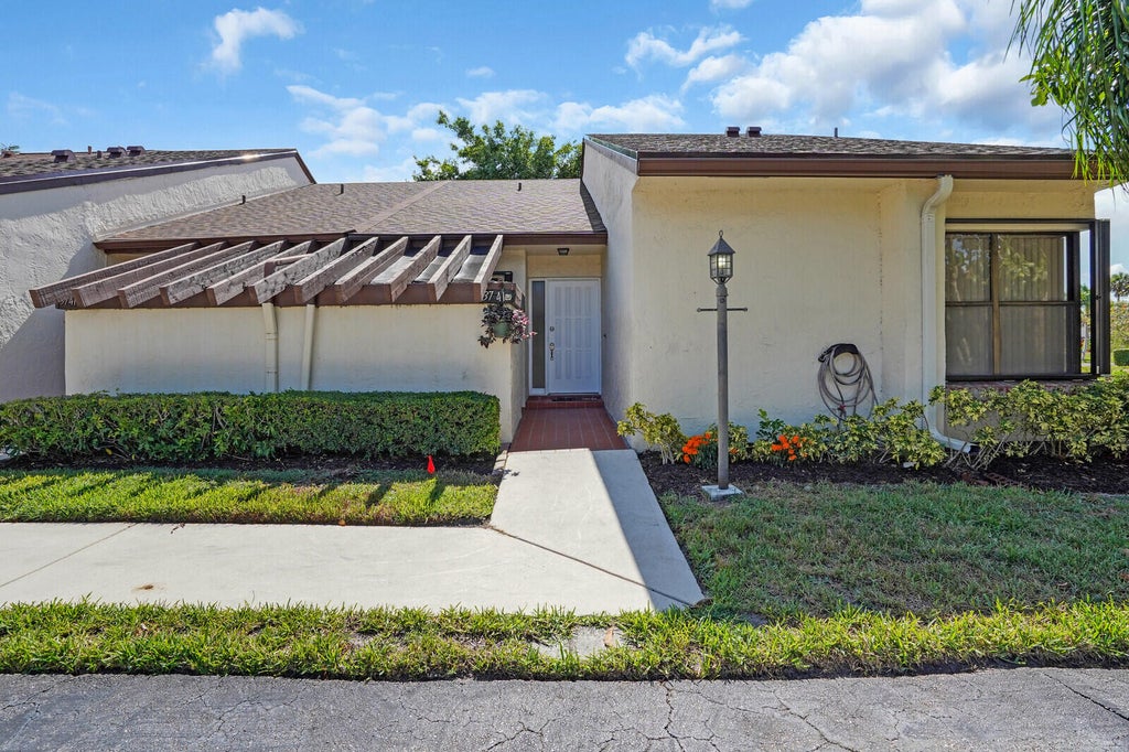 Photo of 3741 English D Lane #D, Lake Worth, FL 33467 (MLS # R11104283)