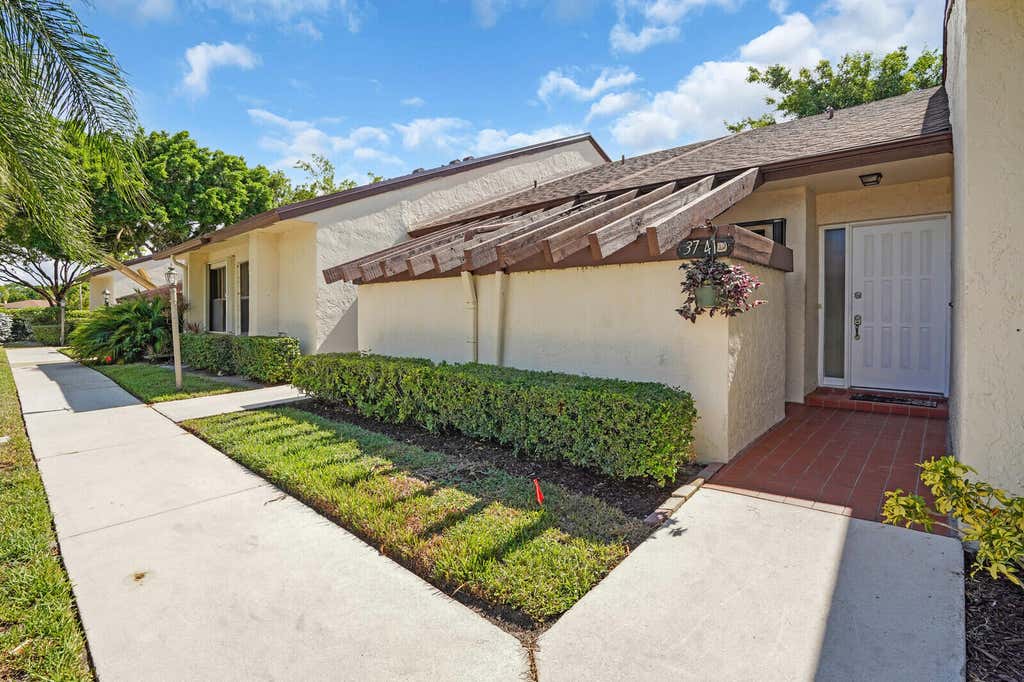 Photo of 3741 English D Lane #D, Lake Worth, FL 33467 (MLS # R11104283)