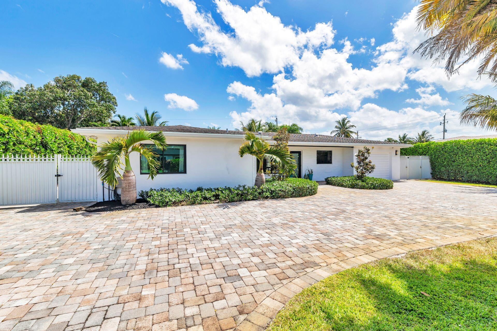 1424 Alpha Court