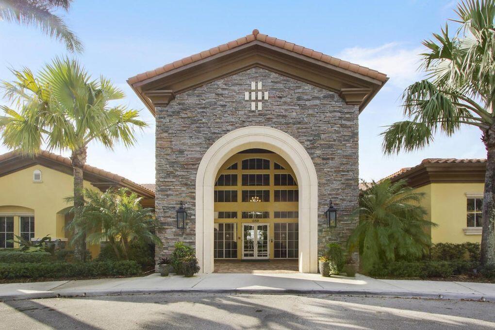 MANSIONS AT EVERGRENE WEST CONDO - Residential Lease