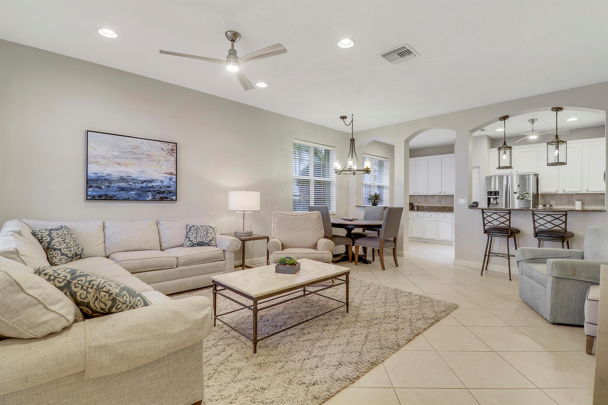 MANSIONS AT EVERGRENE WES - Residential Lease