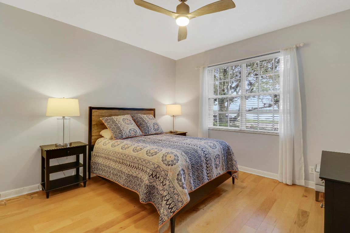 MANSIONS AT EVERGRENE WEST CONDO - Residential Lease