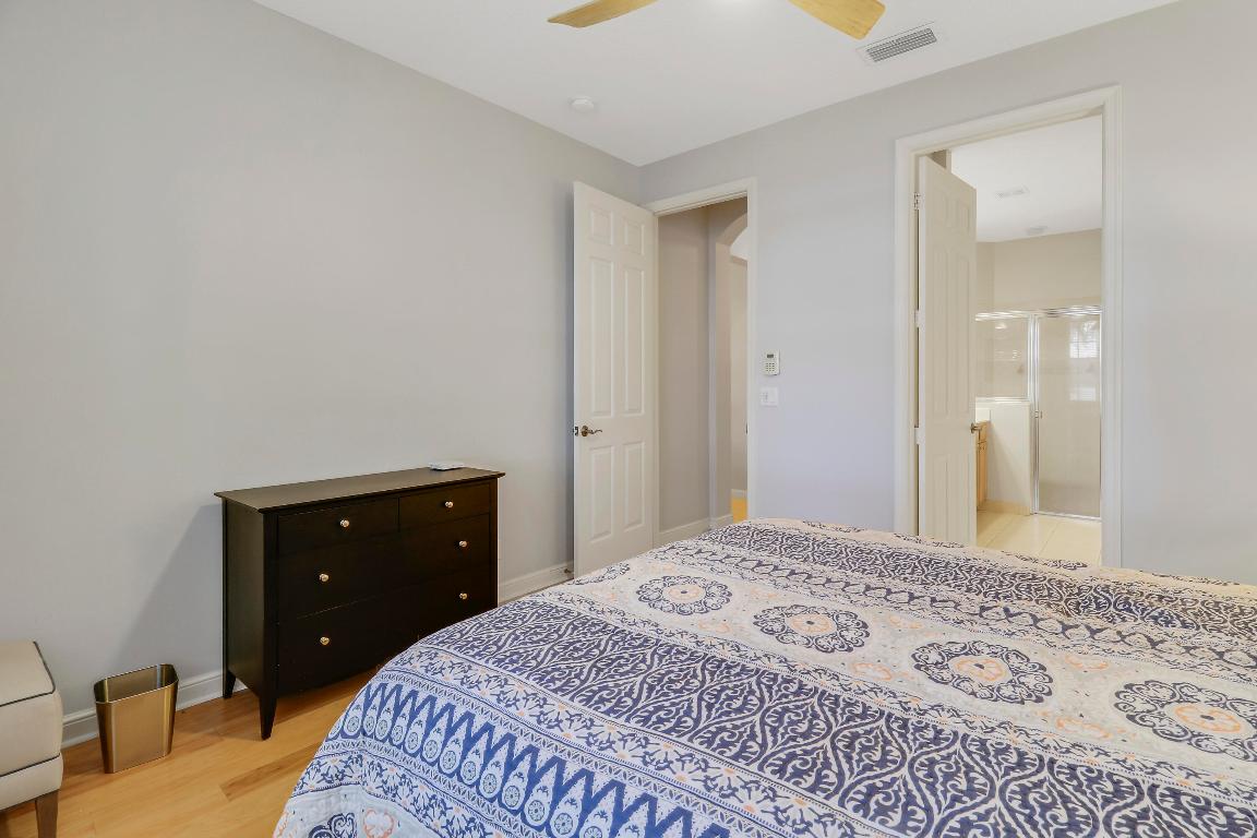 MANSIONS AT EVERGRENE WEST CONDO - Residential Lease