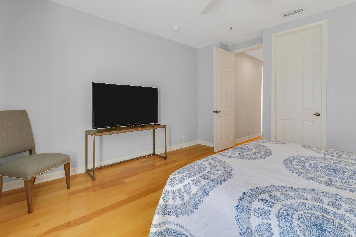 MANSIONS AT EVERGRENE WEST CONDO - Residential Lease