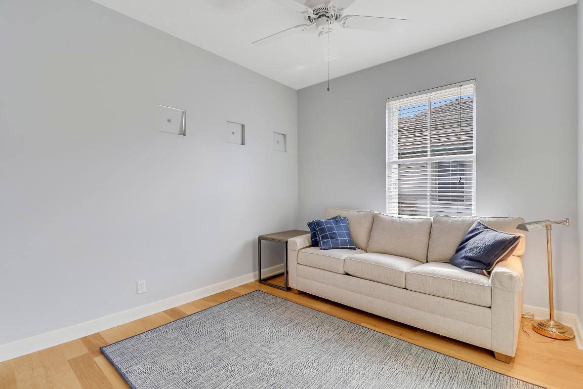 MANSIONS AT EVERGRENE WEST CONDO - Residential Lease