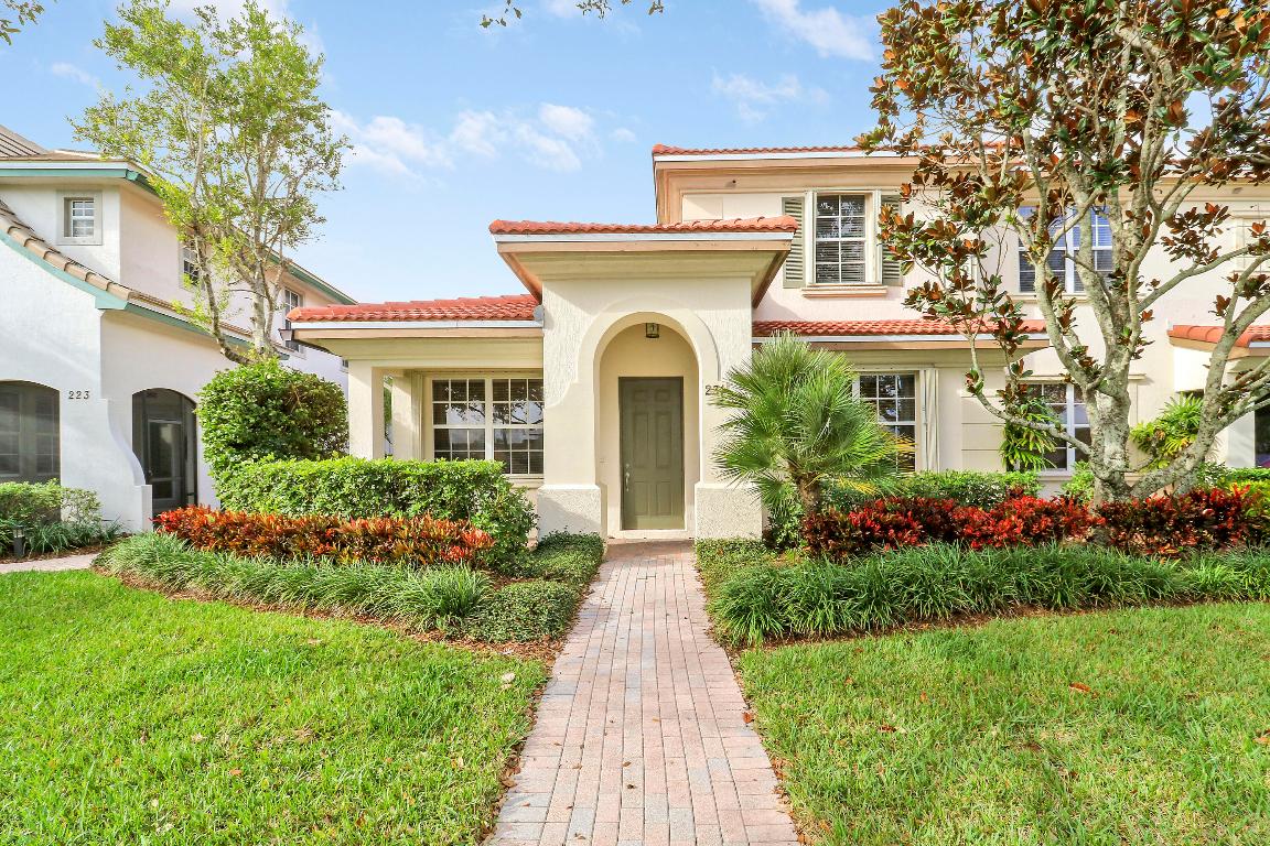 MANSIONS AT EVERGRENE WEST CONDO - Residential Lease