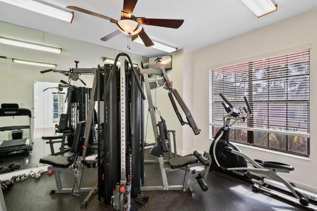 Photo of 2359 Treasure Isle Drive #36, Palm Beach Gardens, FL 33410 (MLS # R10986520)