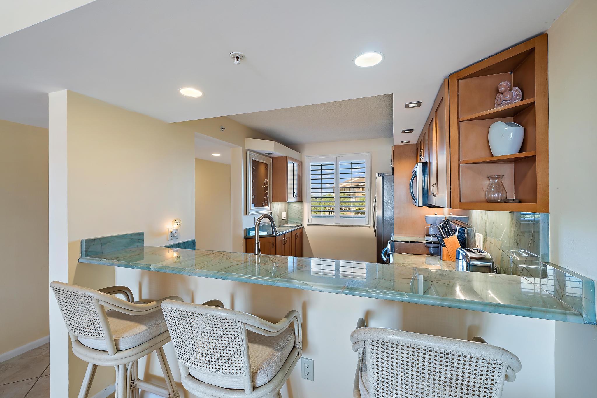 MARINA AT THE BLUFFS COND - Residential Lease