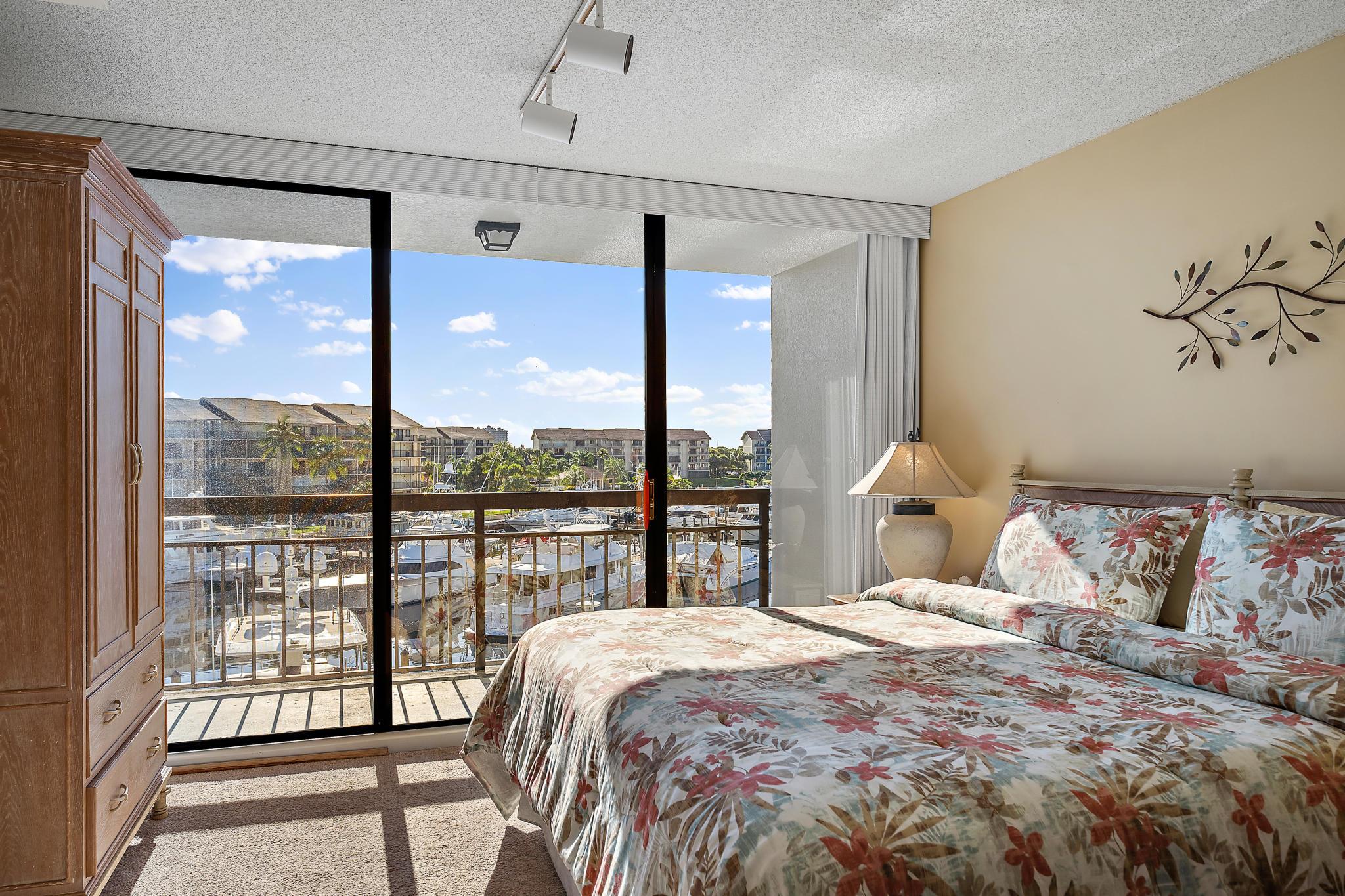 MARINA AT THE BLUFFS COND - Residential Lease