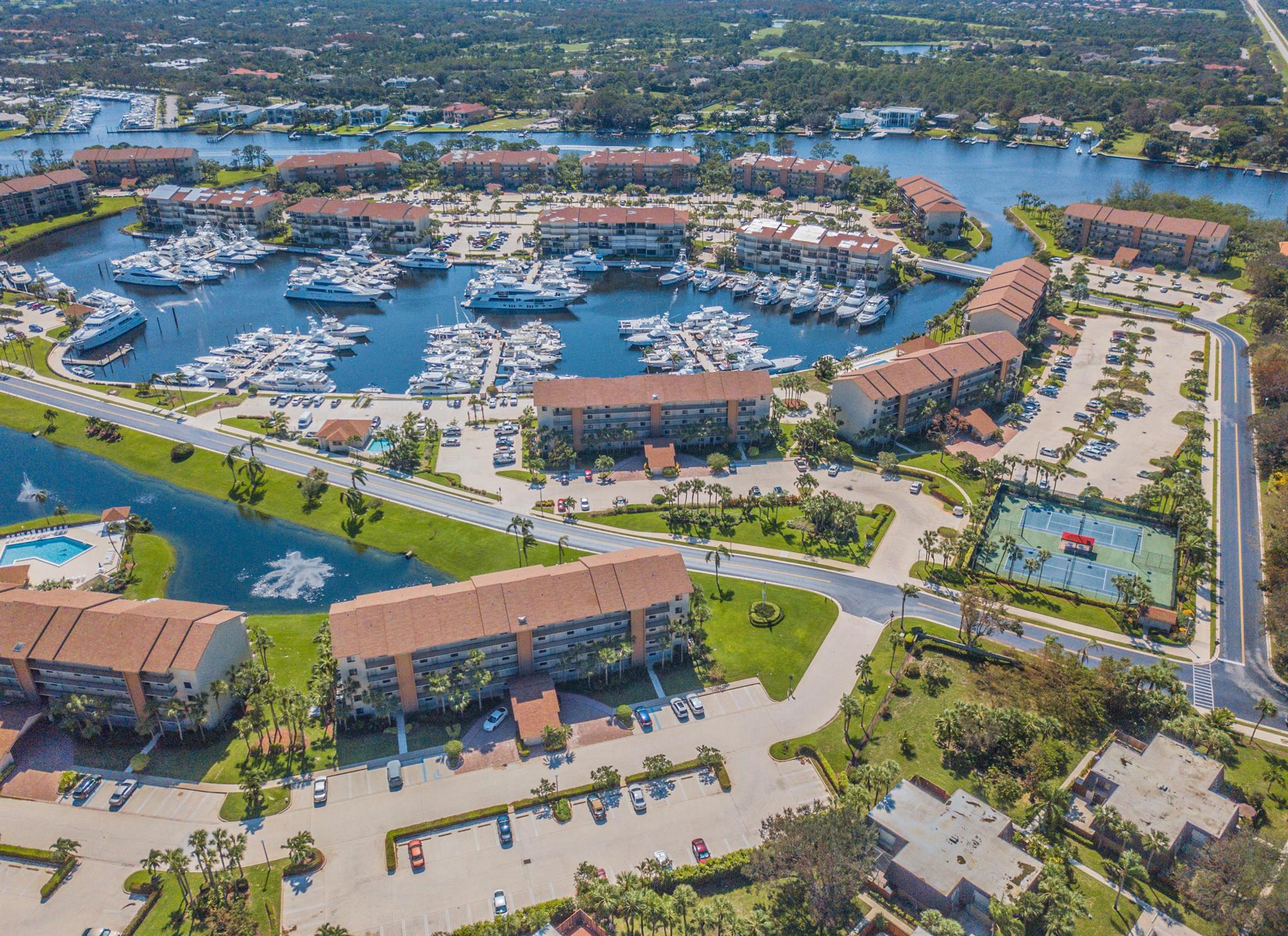 MARINA AT THE BLUFFS COND - Residential Lease