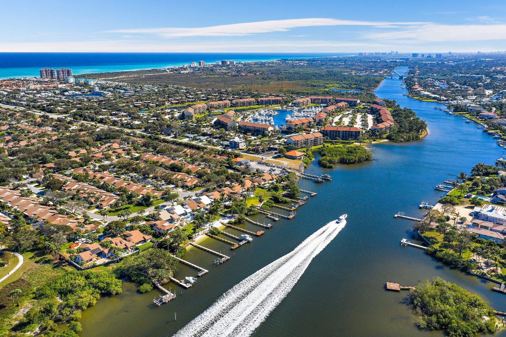 Photo of 2601 Marina Isle Way #402, Jupiter, FL 33477 (MLS # R11150726)