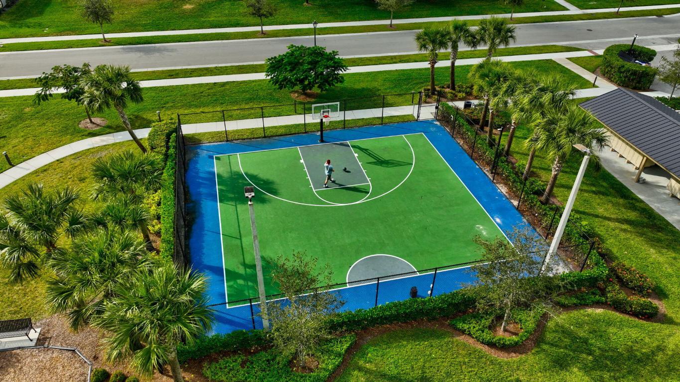 FIELDS AT GULFSTREAM POLO - Residential