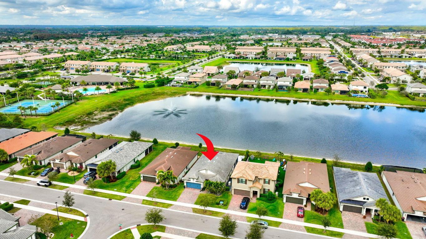 FIELDS AT GULFSTREAM POLO - Residential