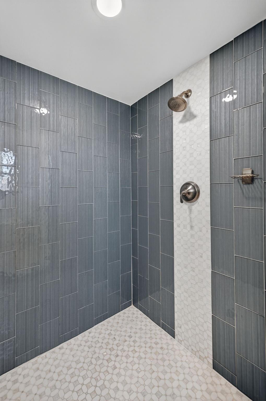 Hemingway Landing - Residential