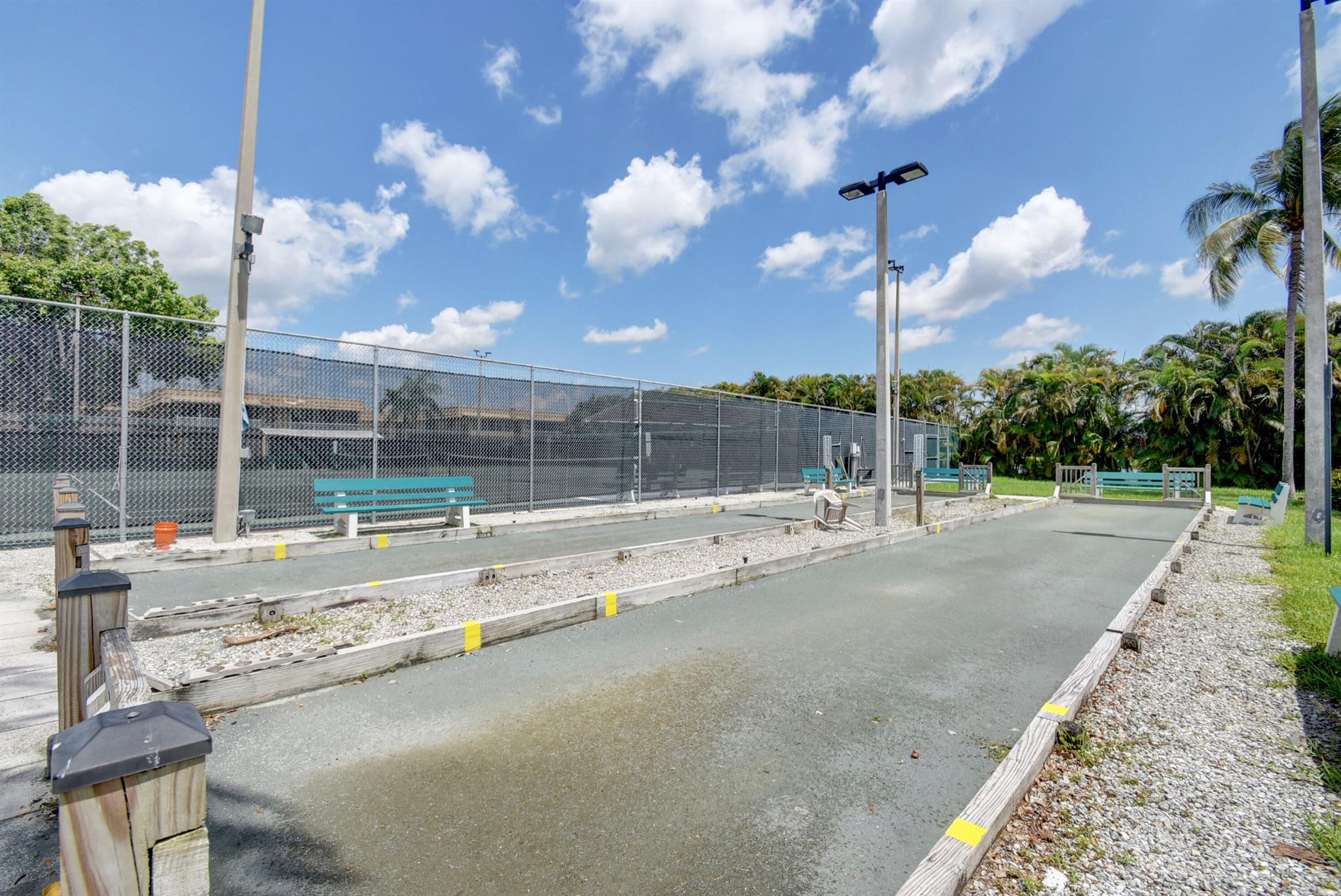 KINGS POINT NORMANDY COND - Residential Lease