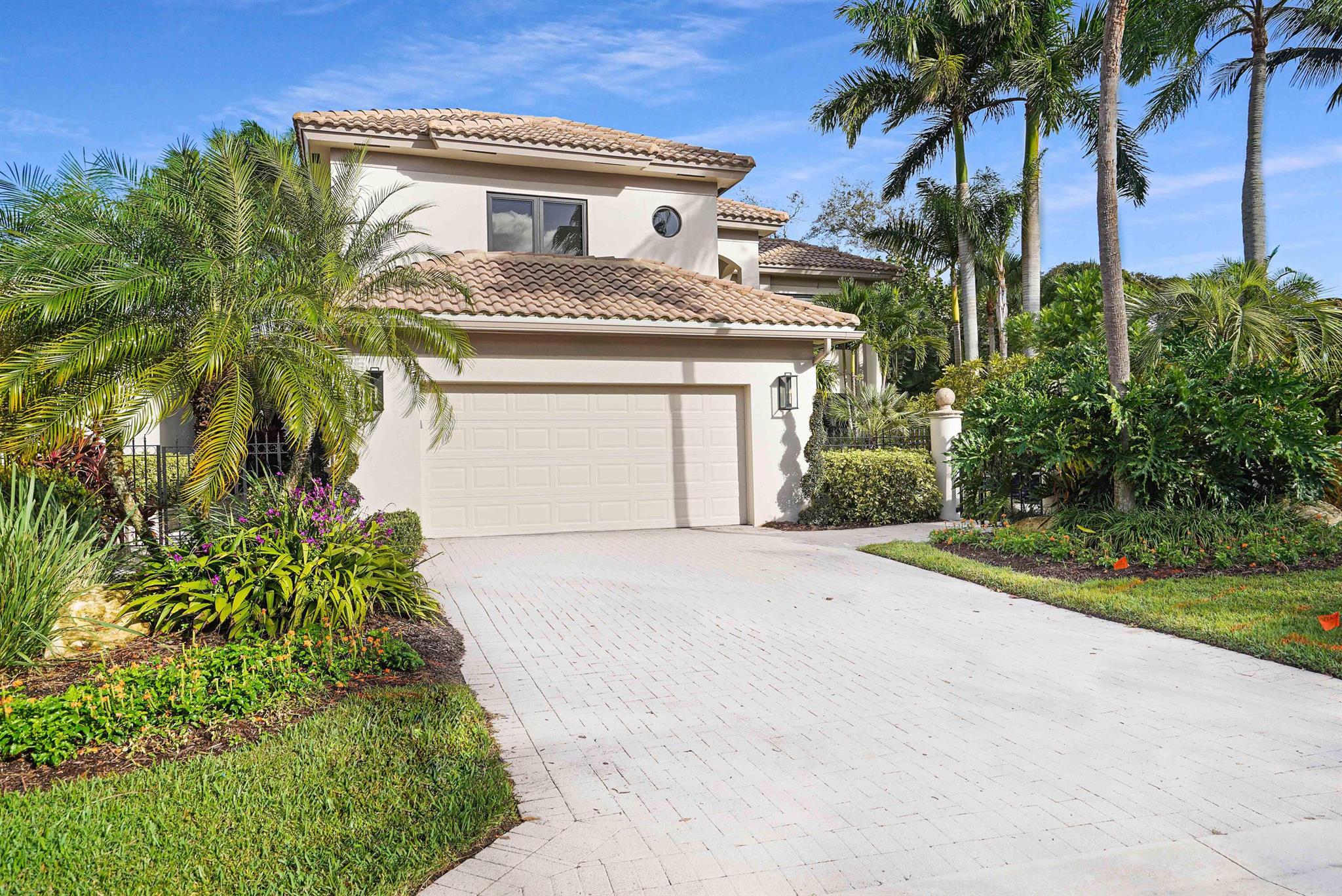 WILLOW GREENS - Residential